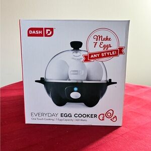 DASH EVERYDAY EGG COOKER – NIB!